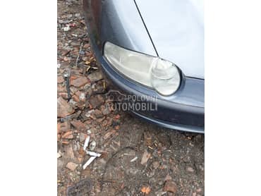 Farovi za Alfa Romeo 147 za 2003. god.