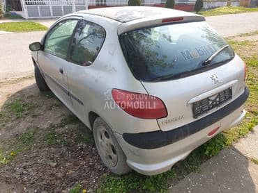 Peugeot 206 -  kompletan auto u delovima