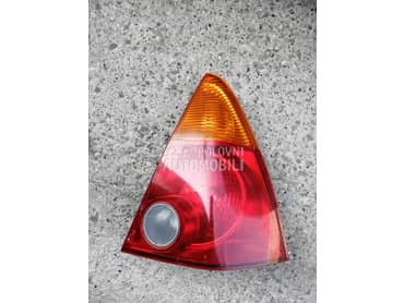 Stop svetlo desno za Daihatsu YRV od 2001. do 2010. god.