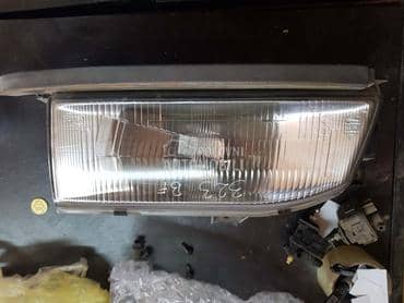 Far levi 323 BF za Mazda 323 od 1990. do 1992. god.