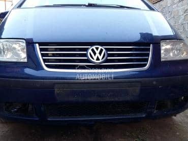 Volkswagen Sharan 2002. god. -  kompletan auto u delovima