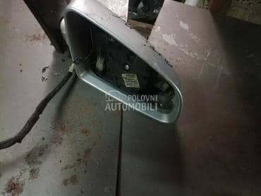 retrovizor D bez stakla za Audi A6 od 2005. do 2008. god.