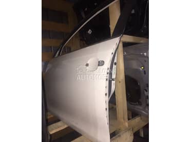 VRATA  Za Karavan ili Jettu za Volkswagen Golf 5, Jetta