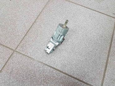 Kontakt brava za Renault Kangoo od 2008. do 2018. god.