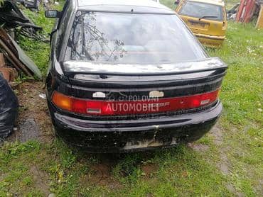 Mazda 323 -  kompletan auto u delovima