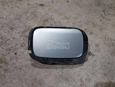 Poklopac rezervoara vise boja za Renault Laguna od 2001. do 2007. god.