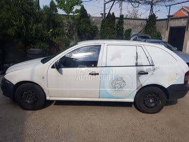 Škoda Praktik 2005. god. -  kompletan auto u delovima