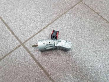 Kontakt brava za Renault Clio od 2006. do 2012. god.