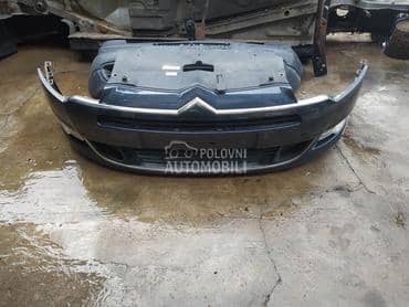 Prednji branik za Citroen C5 od 2008. do 2013. god.