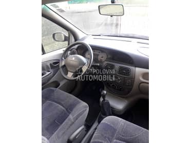 Enterijer za Renault Scenic od 2000. do 2003. god.