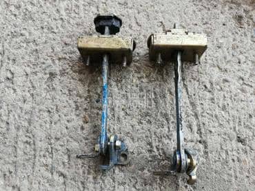 Granicnici prednjih vrata