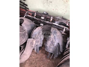 pod krilo blatobran za Ford Focus od 1998. do 2004. god.