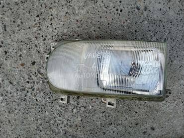 Far levi za Nissan Vanette od 1995. do 2002. god.