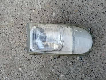 Far desni za Nissan Vanette od 1995. do 2002. god.