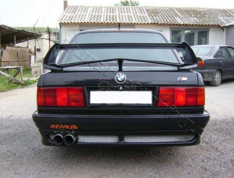 Difuzor za branik E30 Kockica