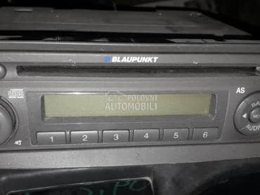 Radio cd fabricki za Fiat Panda od 2004. do 2010. god.