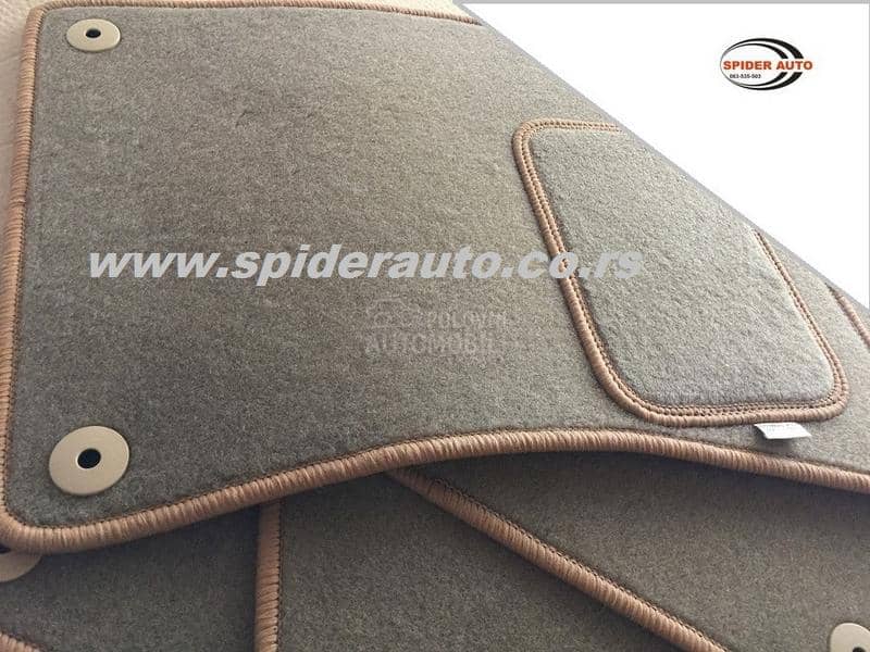 Tepih patosnice bež boja