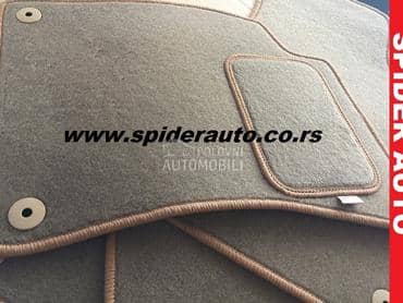 Tepih patosnice bež boja za Audi A6 od 2004. do 2006. god.