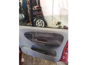 enterijer za Renault Scenic od 2000. do 2003. god.