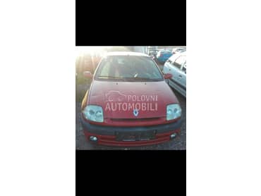 branik za Renault Clio od 1998. do 2001. god.