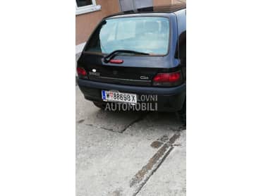 stop svetlo za Renault Clio od 1992. do 1998. god.