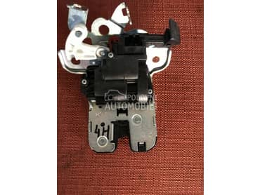 Brava gepeka za Audi A8 od 2010. do 2015. god.