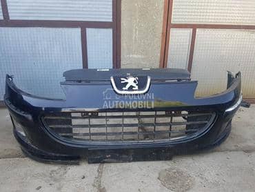 branik 407 za Peugeot 407 od 2004. do 2008. god.