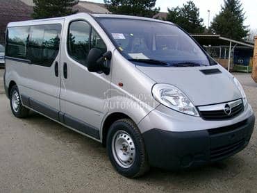 Opel Vivaro Motor 2.0