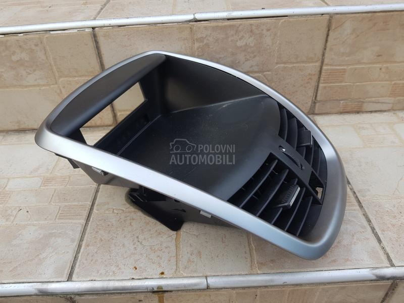 Blenda maska ventilacija