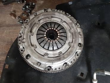 Zamajac fiksni za 1,9 tdi za Audi A3