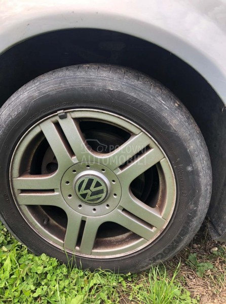 Volkswagen Passat B5 - kompletan auto u delovima