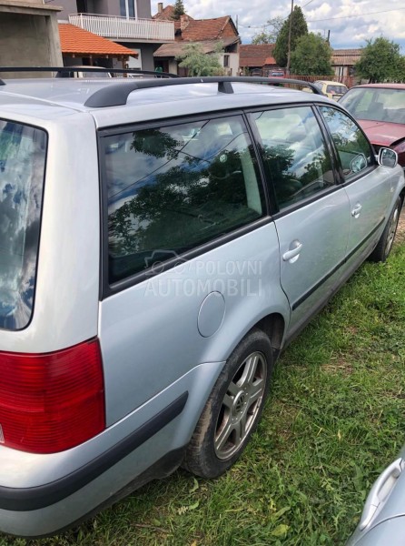 Volkswagen Passat B5 - kompletan auto u delovima