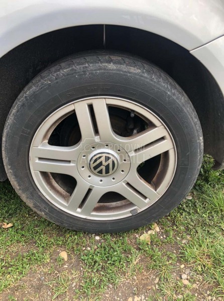 Volkswagen Passat B5 - kompletan auto u delovima