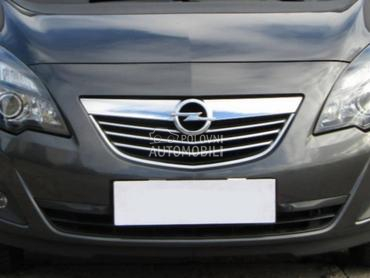 Prednji branik za Opel Meriva od 2010. do 2013. god.