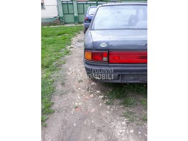 Stop lampe za Mazda 323 za 1990. god.