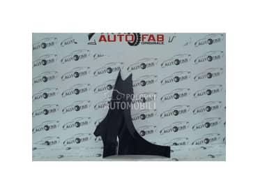 Desno krilo za Volkswagen Touran od 2016. do 2019. god.