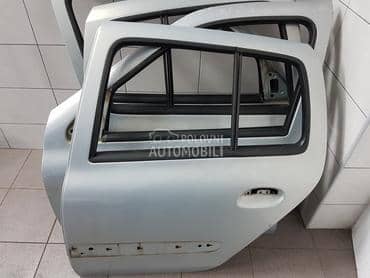 Vrata vise boja za Renault Clio