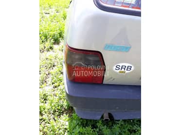 Stop lampe za Fiat Uno za 1989. god.