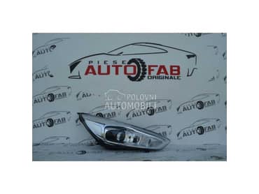 Desni far za Ford Focus od 2014. do 2018. god.