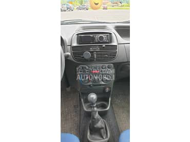 Prekidac za podizace za Fiat Punto od 2001. do 2007. god.