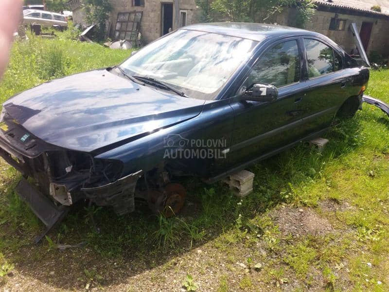 Delovi za Volvo S60 2002. god.