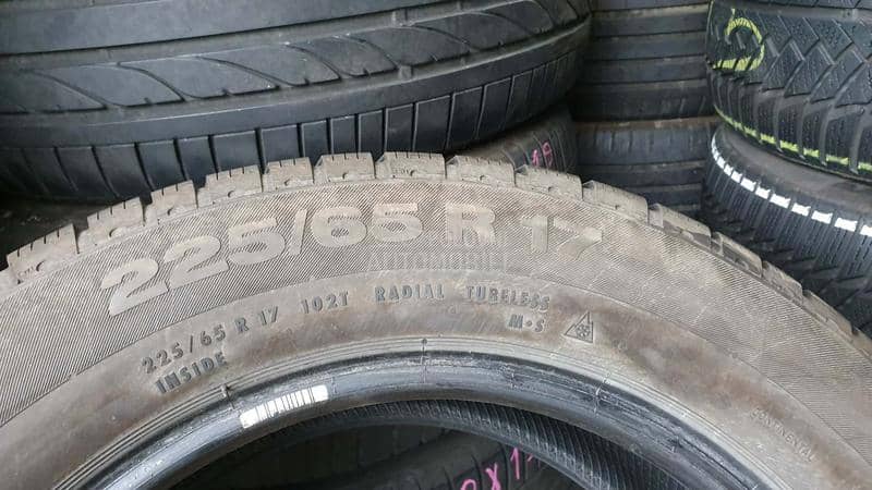Continental 225/65 R17 Zimska