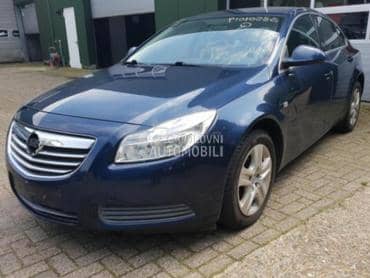 Opel Insignia A. -  kompletan auto u delovima