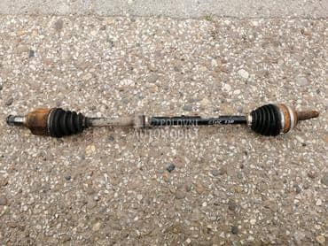 Poluosovina desna za Honda Civic od 2001. do 2006. god.