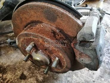 Glavcina zadnja za Honda Civic od 2001. do 2006. god.