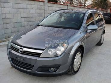 Opel Astra H karavan -  kompletan auto u delovima