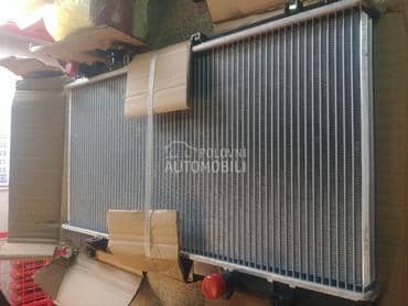 Hladnjak za Mazda 323