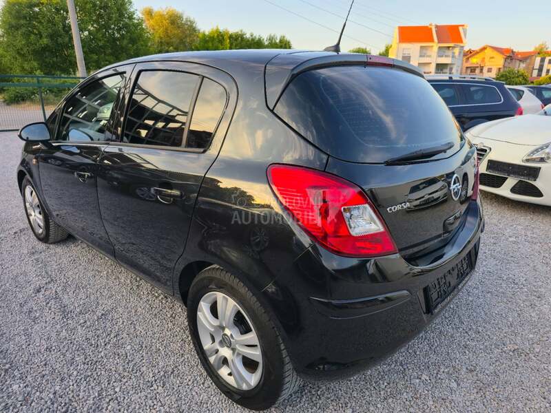 Opel Corsa D 1.3 CDTi Design