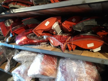 stop svetlo stop lampa za Renault Modus od 2004. do 2012. god.