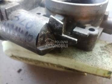 klapna gasa 320 za Mercedes Benz SLK 320 od 2003. do 2006. god.